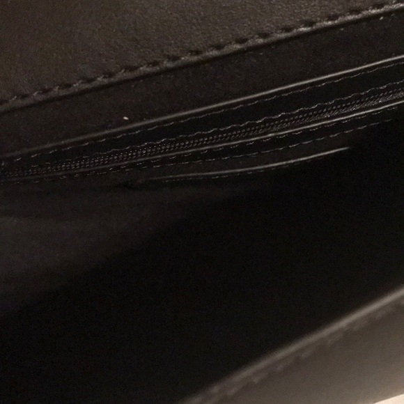 Steve Madden Convertible Bag - Picture 6 of 8